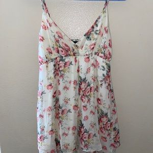 Women’s floral tank top/blouse